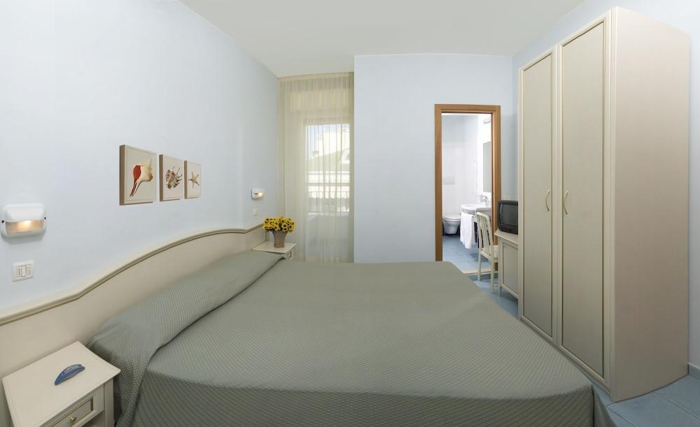 Hotel Belmar Cattolica Buitenkant foto